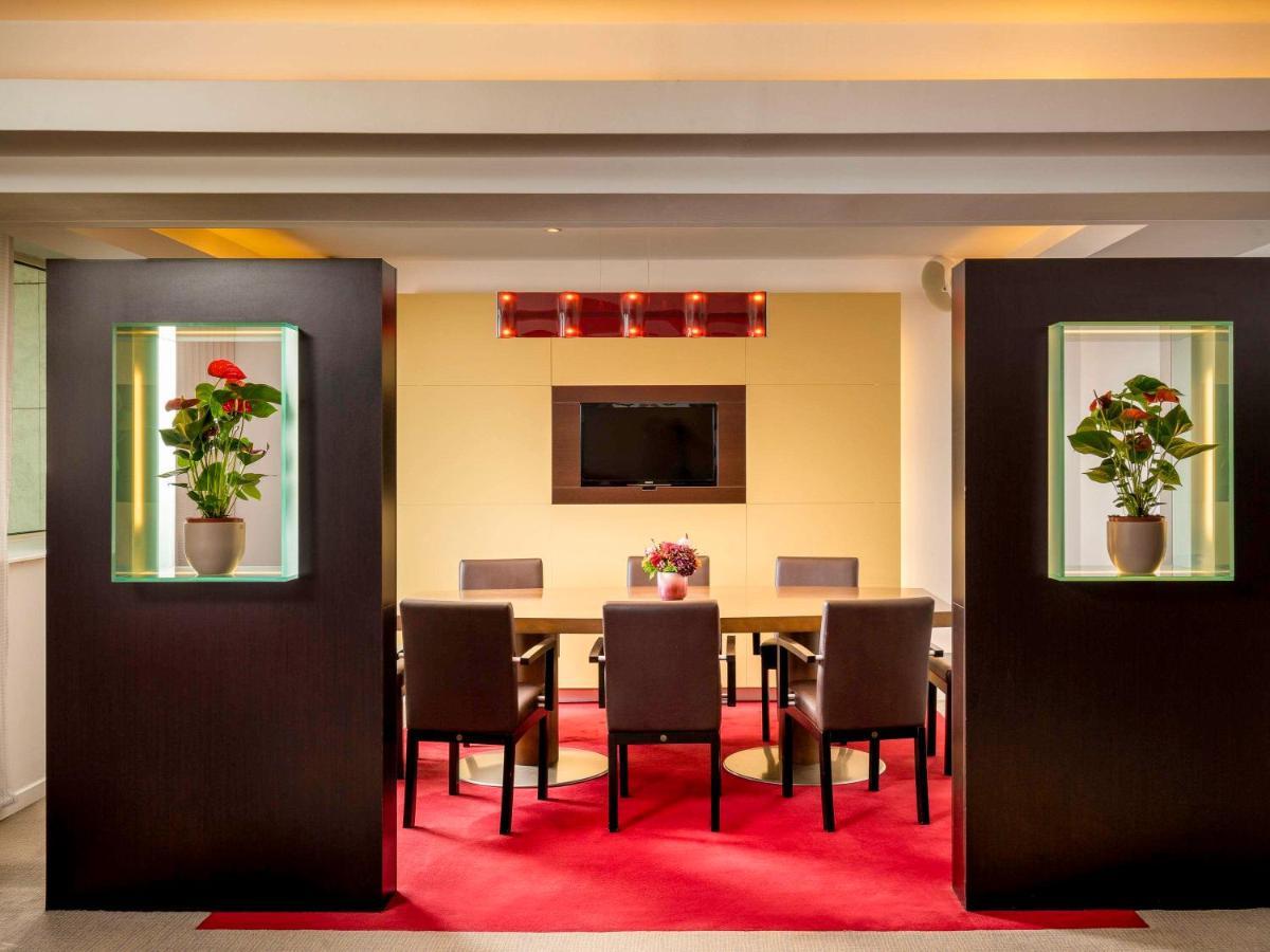 Novotel Bucharest City Centre Esterno foto