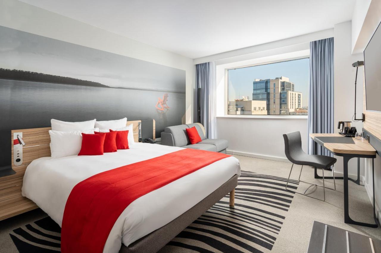Novotel Bucharest City Centre Esterno foto